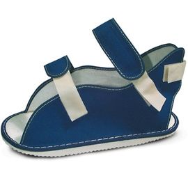 Medline Molded Rocker Cast Shoes