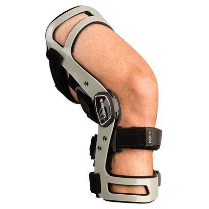 Buy Breg Axiom Elite Athletic Knee Brace